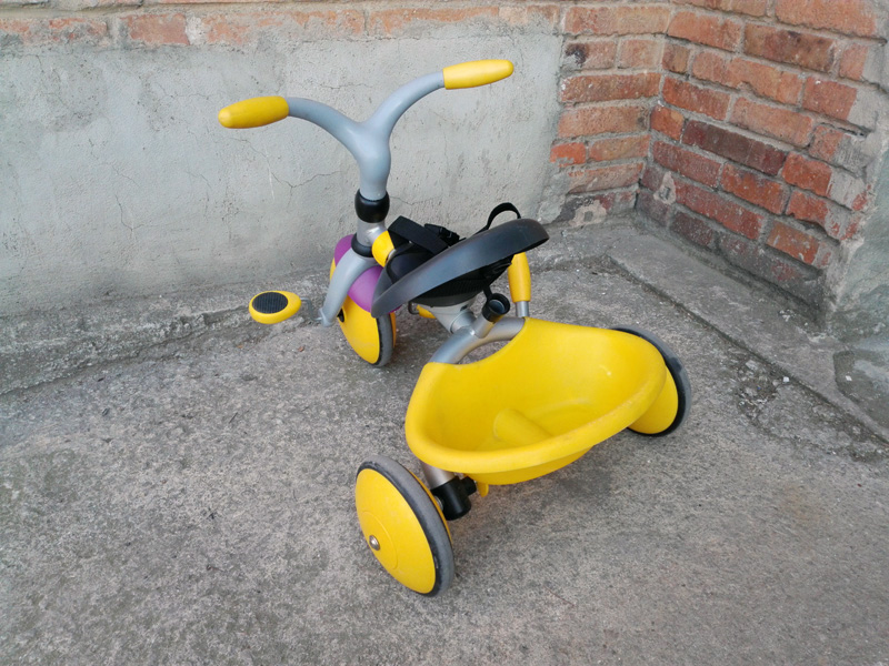 triciclo charton plastico 54x69x50 1u